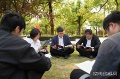 中煤新集公司利辛矿业工会：书香四溢 共赴阅读之约